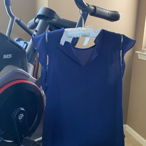 Michael Kors XS sweet top. - Picture 4 of 4